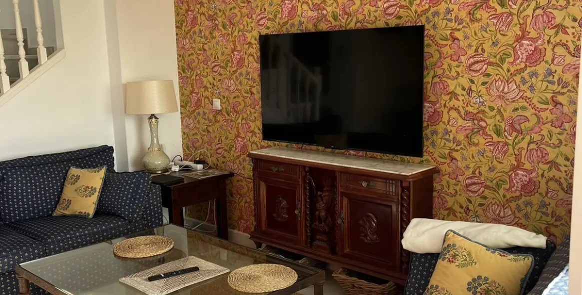 Sale of townhouse in Calahonda 3