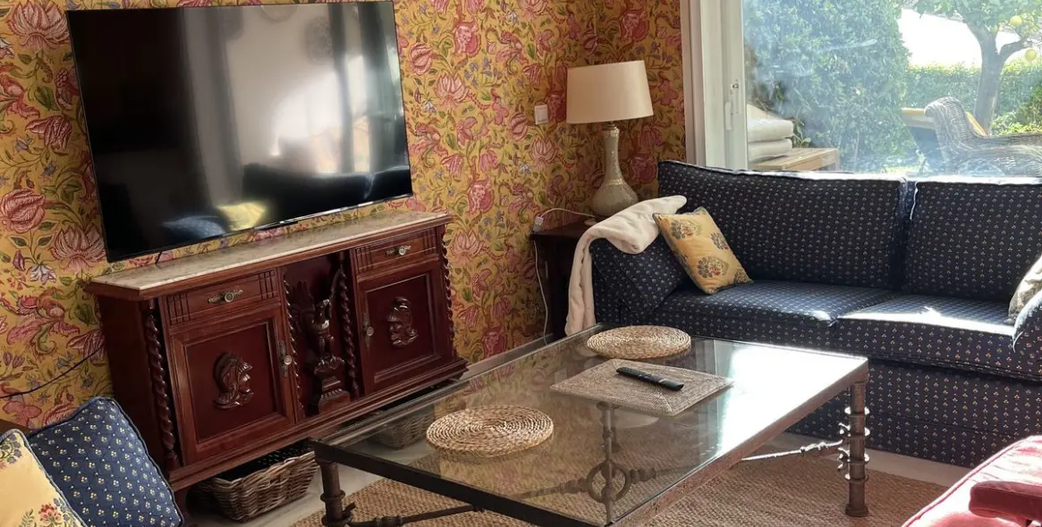 Sale of townhouse in Calahonda 4