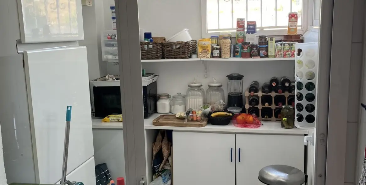 Sale of townhouse in Calahonda 11