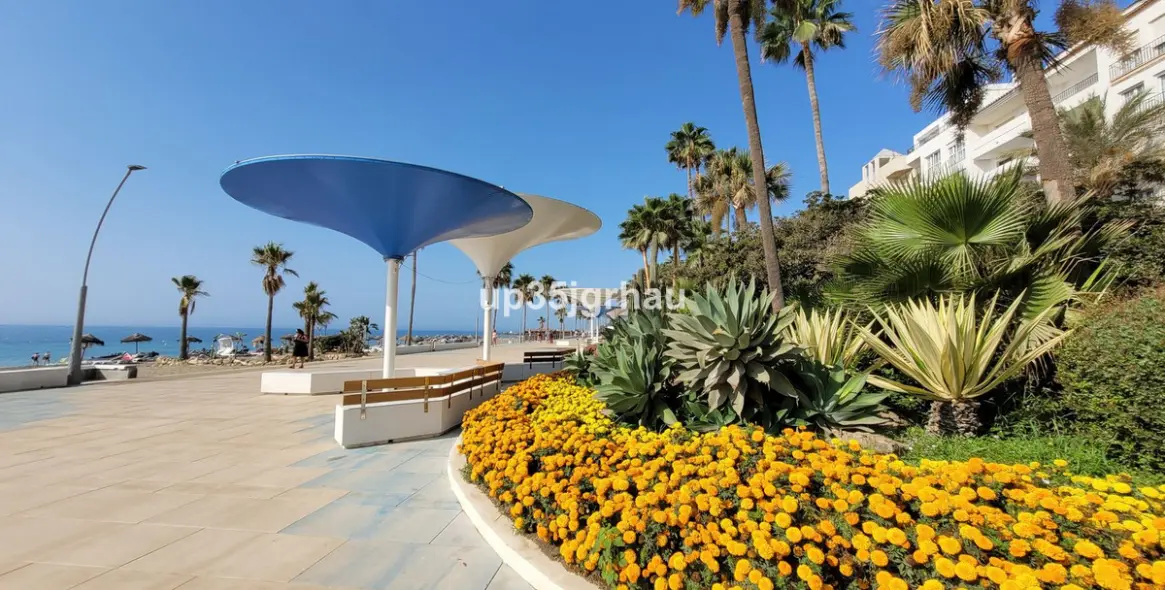 Продажа апартаментов на среднем этаже в Estepona 10