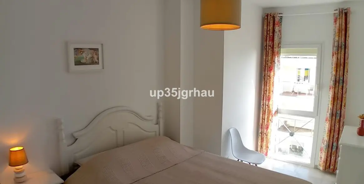 Продажа апартаментов на среднем этаже в Estepona 12