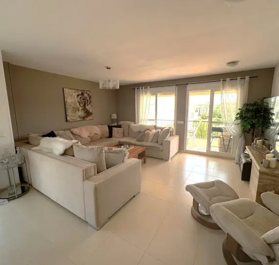 Sale of penthouse in Miraflores