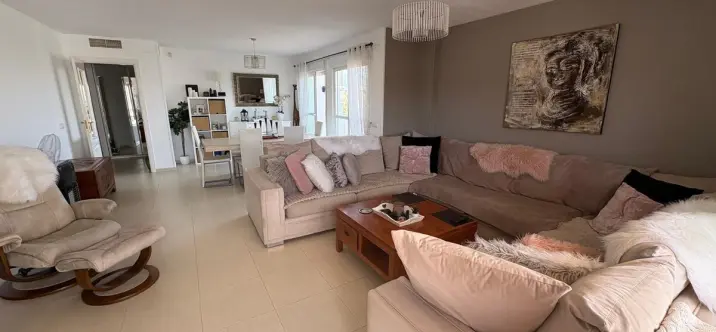 Sale of penthouse in Miraflores 3