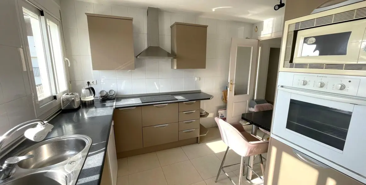 Sale of penthouse in Miraflores 10