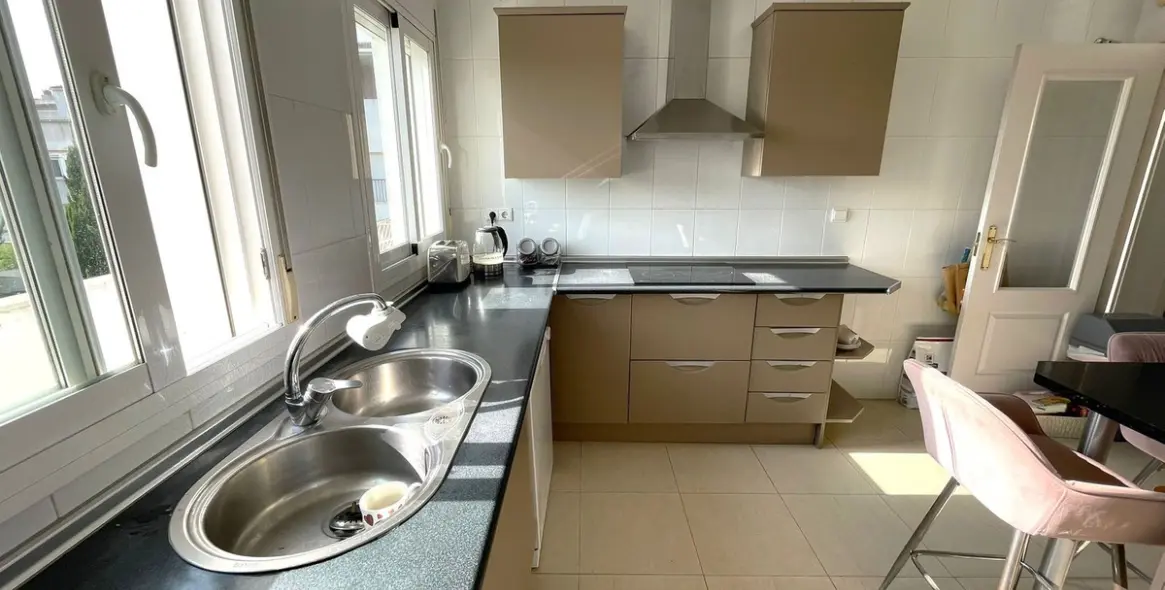 Sale of penthouse in Miraflores 11