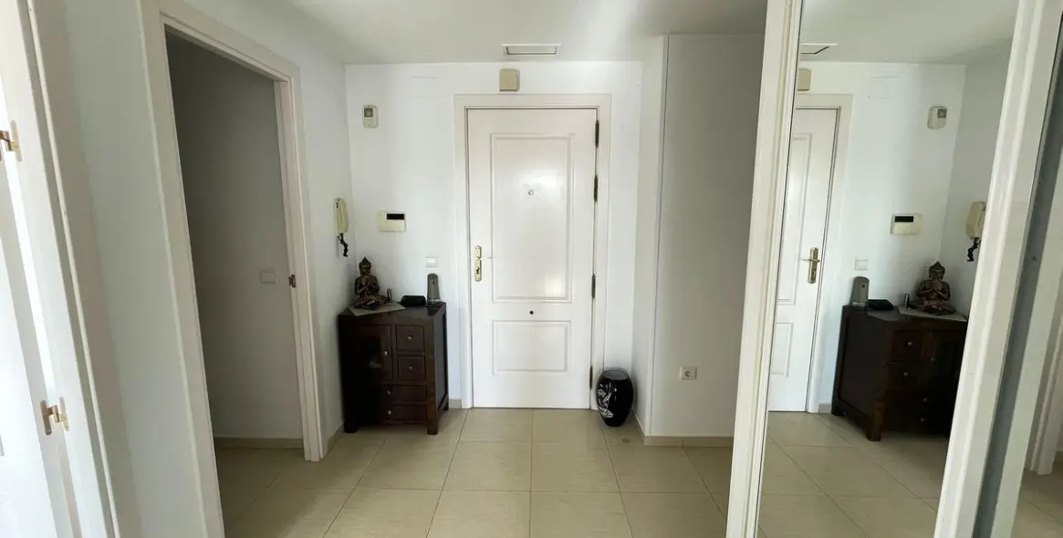 Sale of penthouse in Miraflores 14