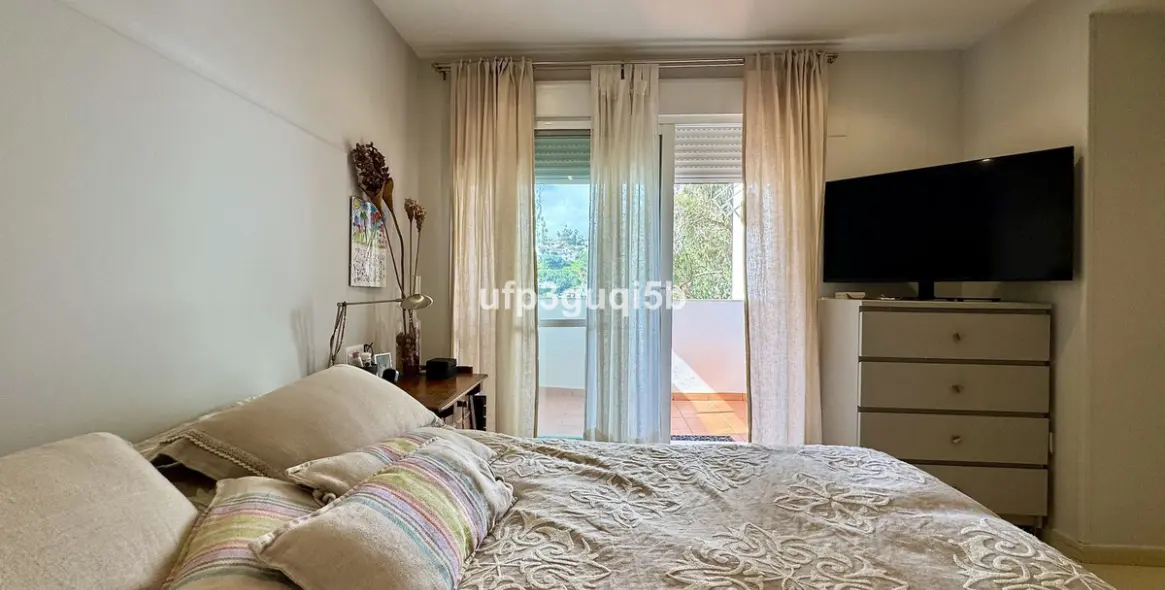 Sale of penthouse in Torrequebrada 20