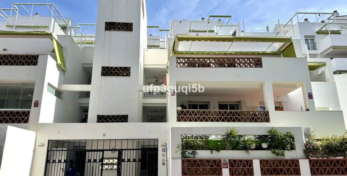 Sale of penthouse in Torrequebrada 37
