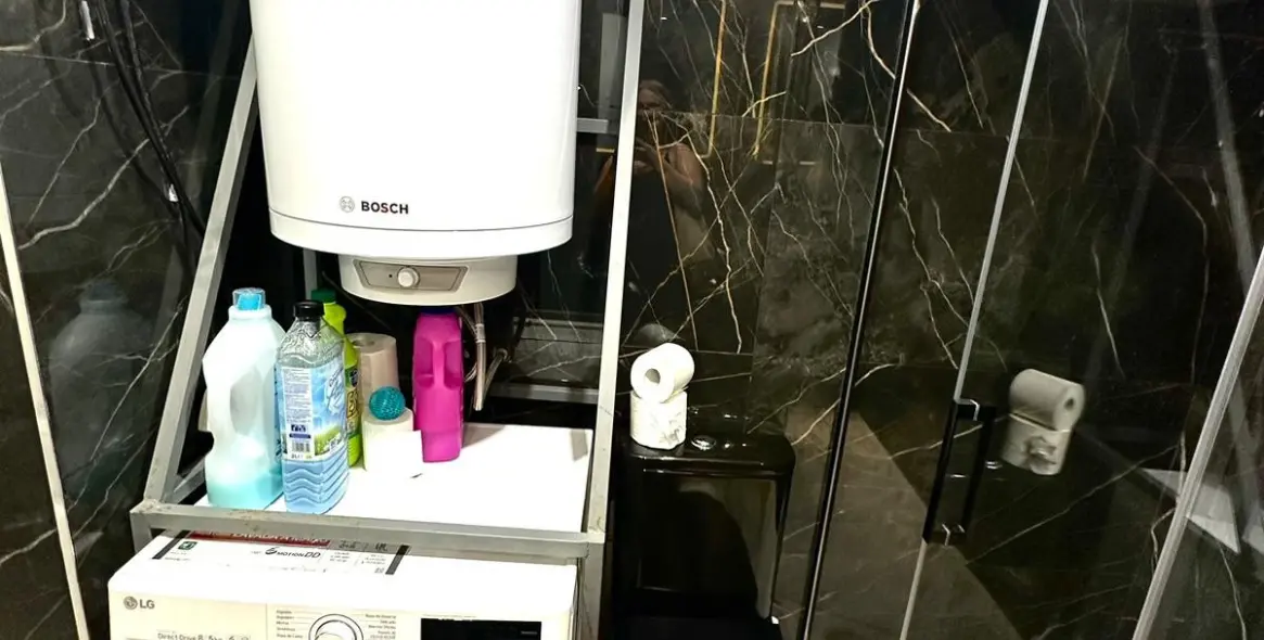 Sale of middle floor apartment in Elviria 12