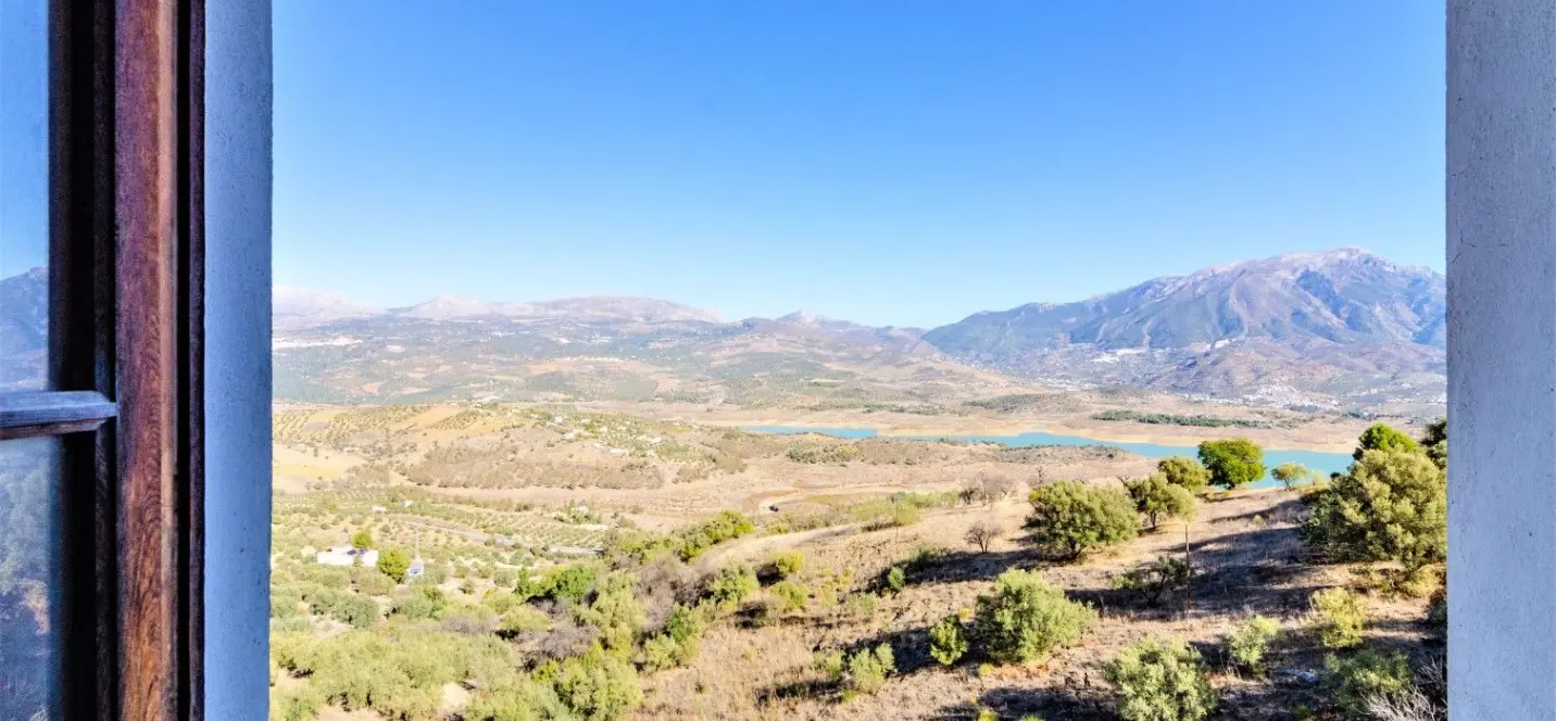 Venta de villa independiente en La Viñuela 0
