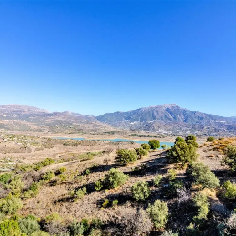 Venta de villa independiente en La Viñuela