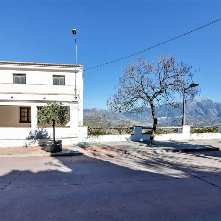 Venta de villa independiente en La Viñuela