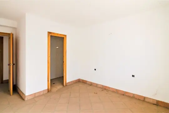 Image 10 thumb
