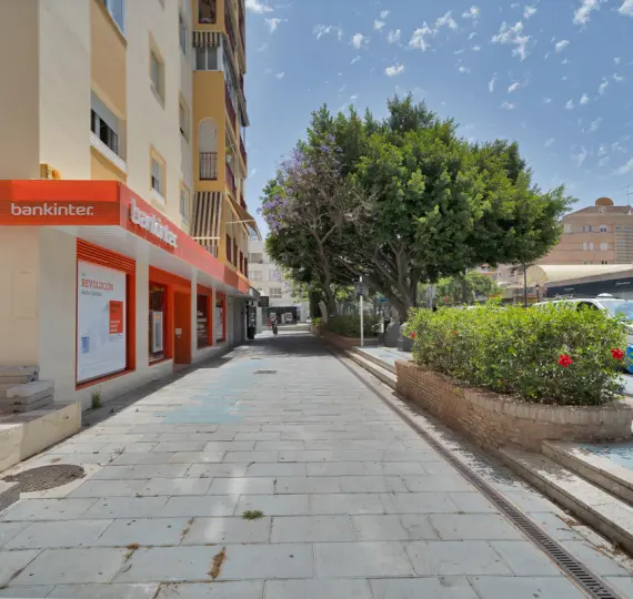 Sale of middle floor apartment in Marbella