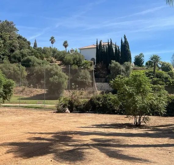 Продажа  жилого участка в Mijas Golf