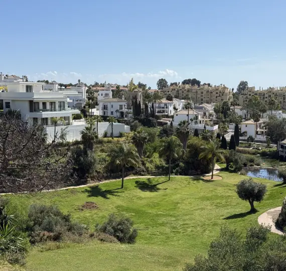 Жилой участок R3832903