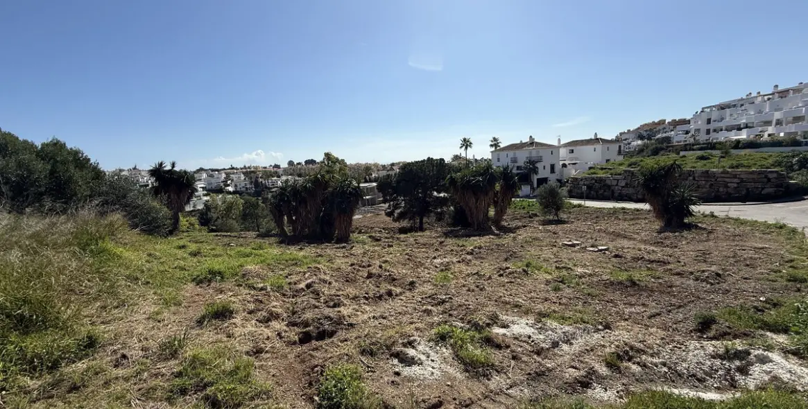 Продажа  жилого участка в Estepona (район Selwo) 7