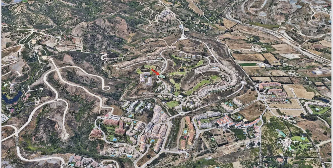 Продажа  жилого участка в Selwo 16