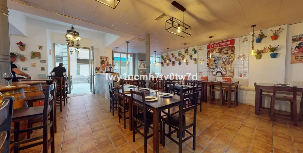 Sale of restaurant in Málaga 21