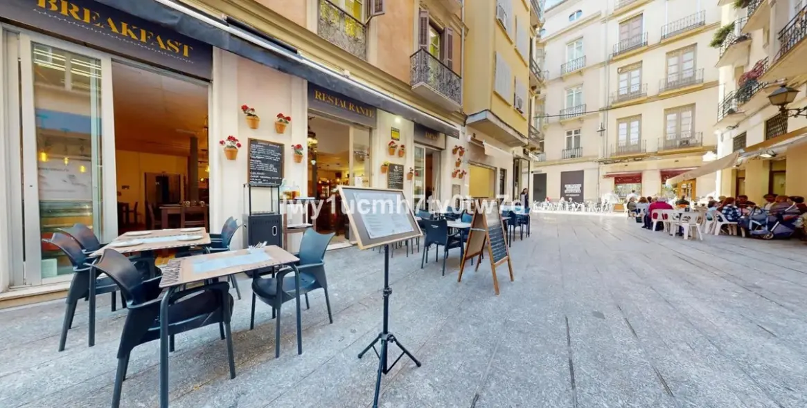 Sale of restaurant in Málaga 23