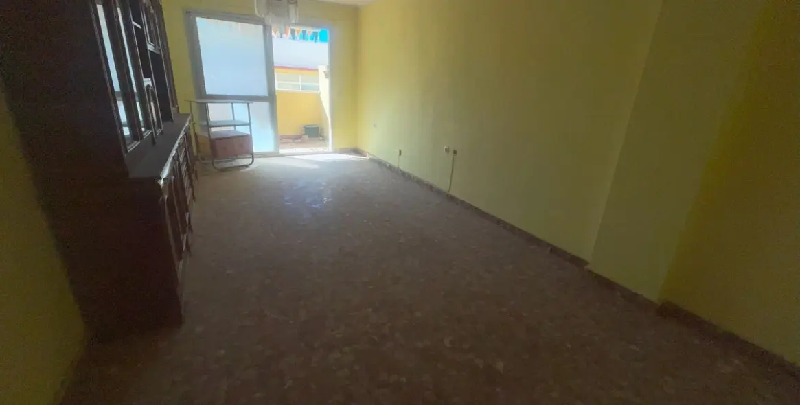 Продажа апартаментов на среднем этаже в Estepona 3