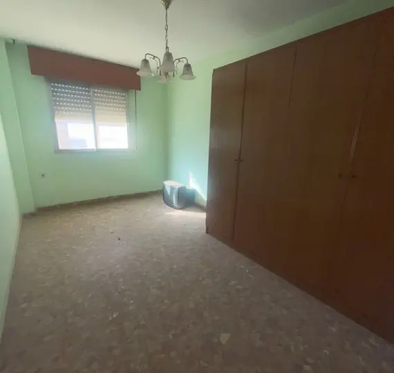 Продажа апартаментов на среднем этаже в Estepona