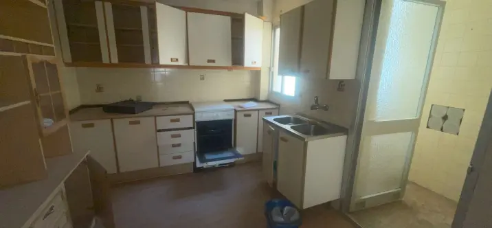 Продажа апартаментов на среднем этаже в Estepona 4