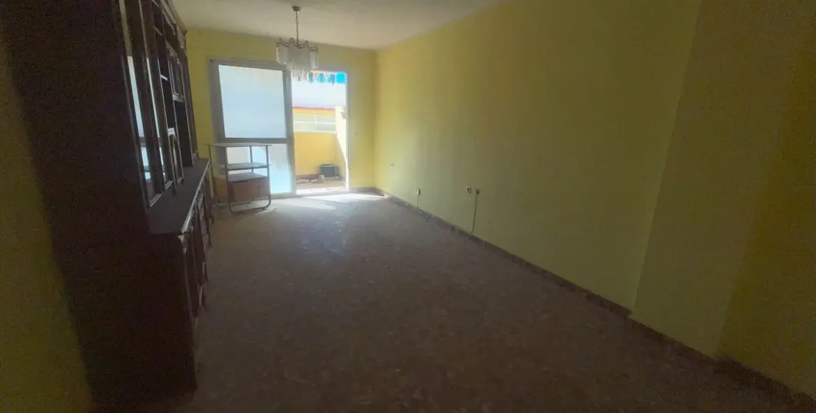 Продажа апартаментов на среднем этаже в Estepona 13