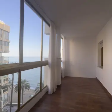 Продажа апартаментов на среднем этаже в Marbella