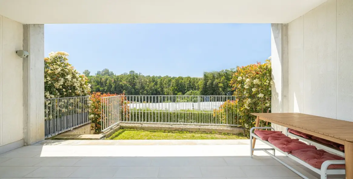 Sale of ground floor apartment in Estepona 14