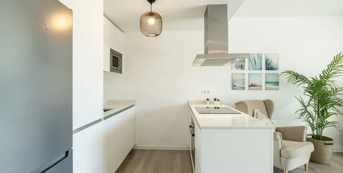 Sale of ground floor apartment in Estepona 16