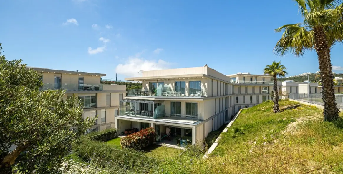 Sale of ground floor apartment in Estepona 22