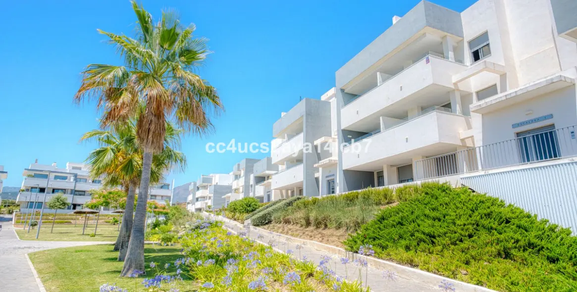 Продажа апартаментов на первом этаже в Estepona (район Estepona) 9