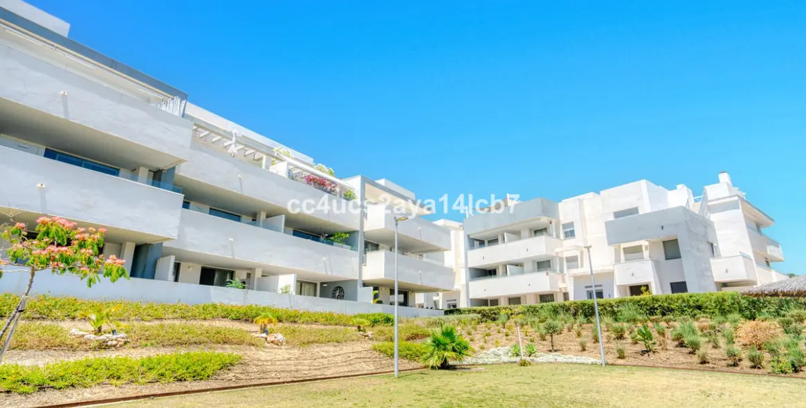 Продажа апартаментов на первом этаже в Estepona (район Estepona) 10