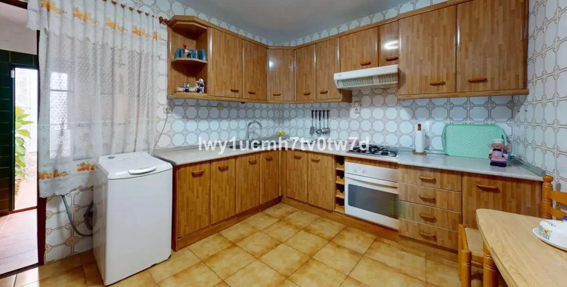 Sale of townhouse in Ciudad Jardín 1