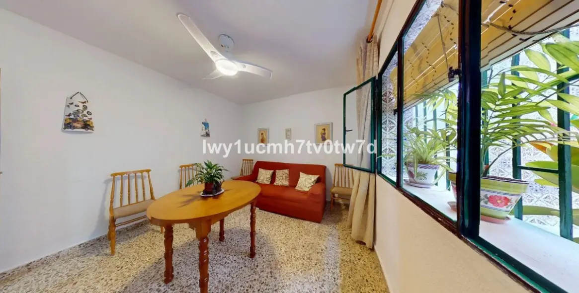 Sale of townhouse in Ciudad Jardín 5