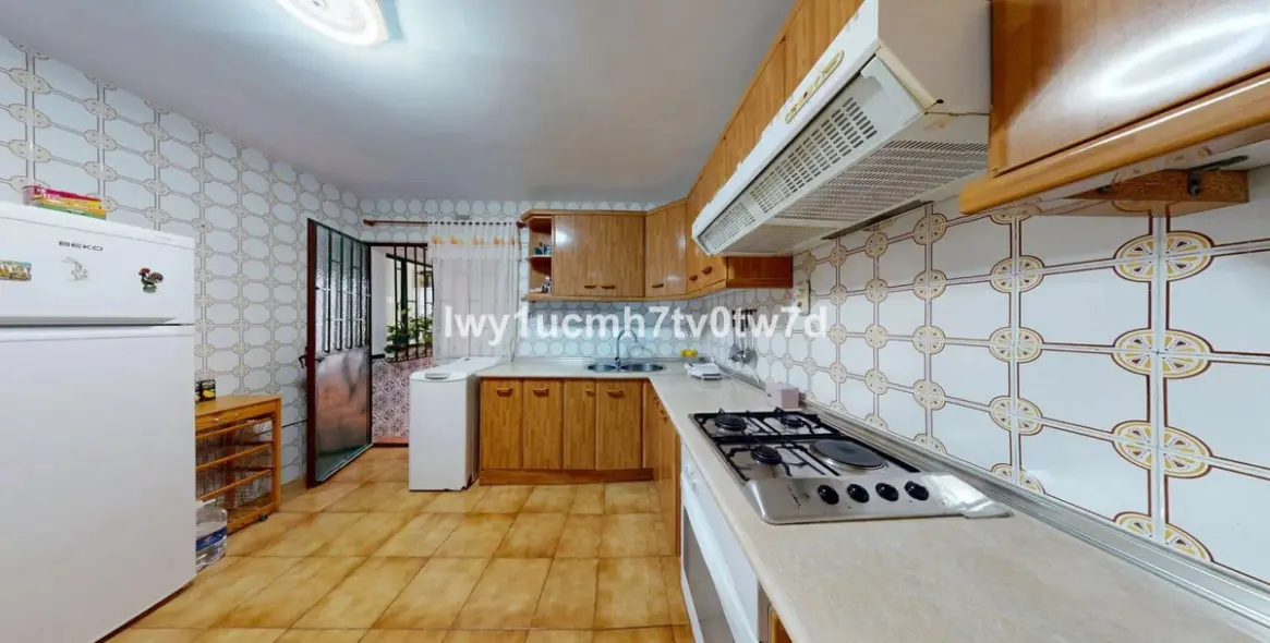 Sale of townhouse in Ciudad Jardín 9