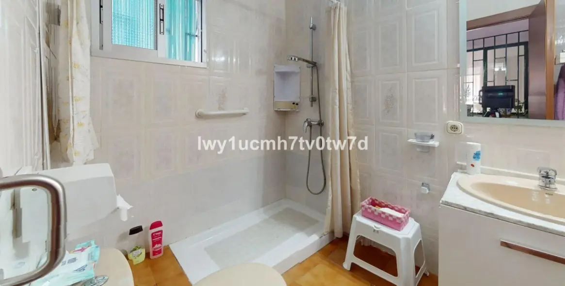 Sale of townhouse in Ciudad Jardín 10