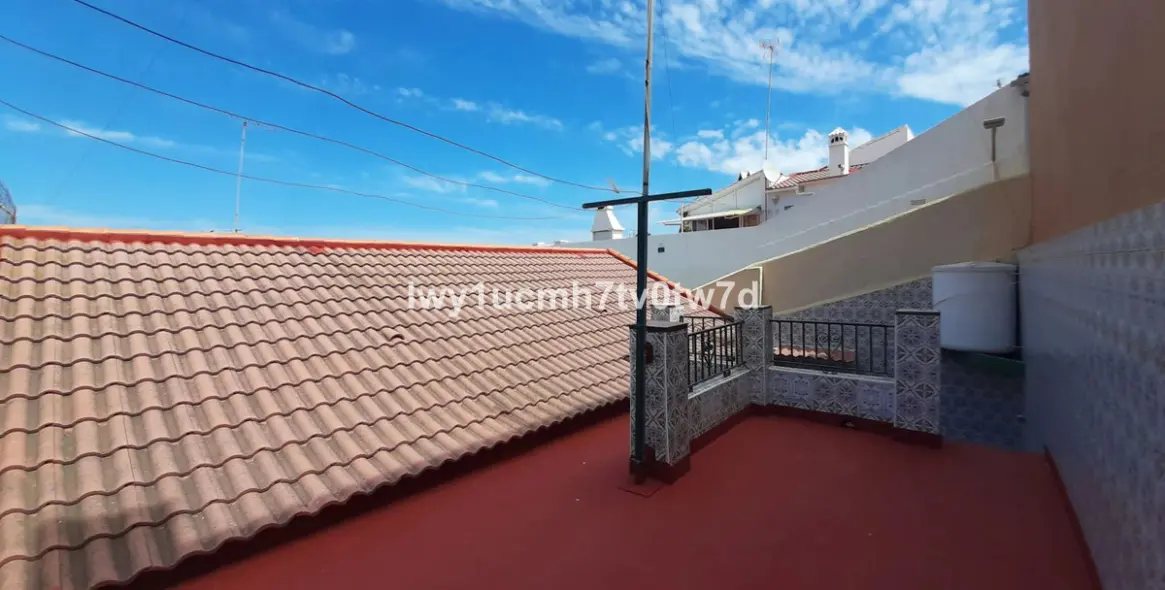 Sale of townhouse in Ciudad Jardín 15