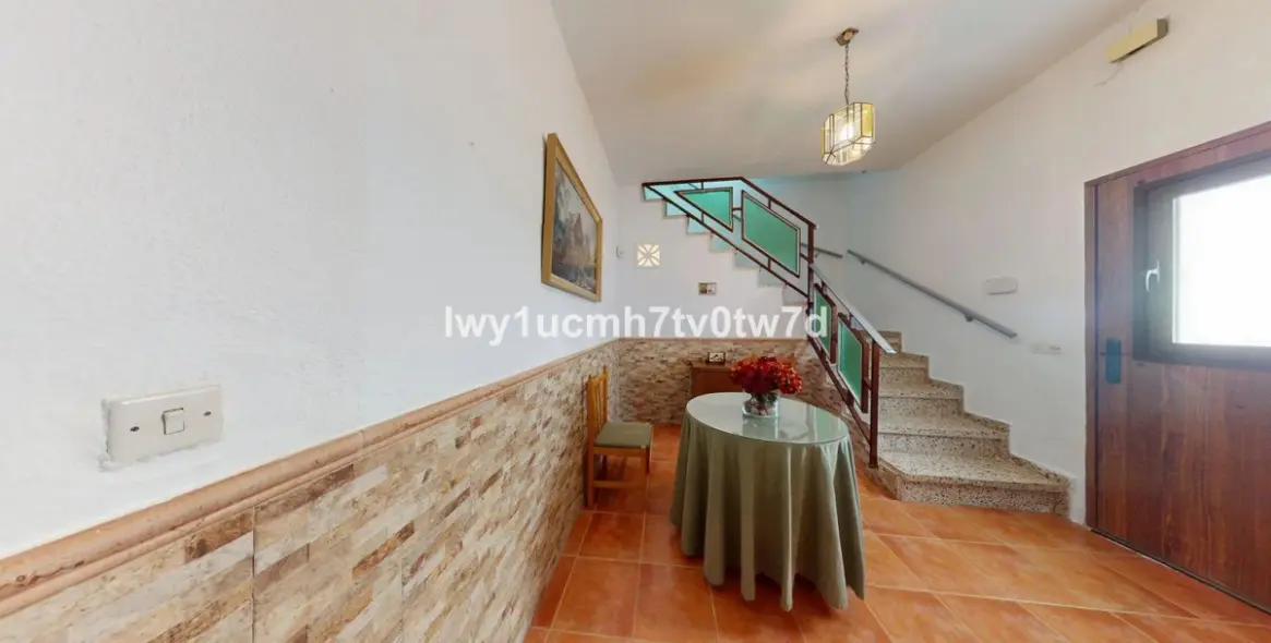 Sale of townhouse in Ciudad Jardín 19