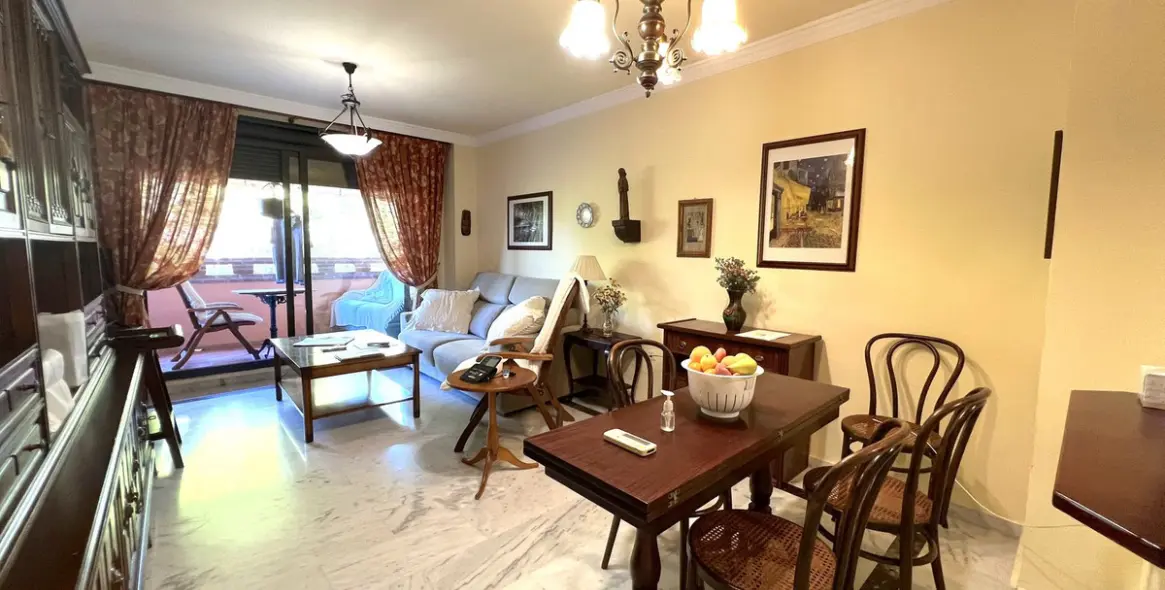 Продажа апартаментов на среднем этаже в The Golden Mile 3