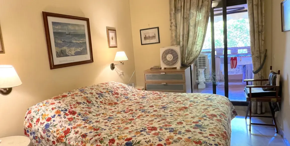 Продажа апартаментов на среднем этаже в The Golden Mile 6