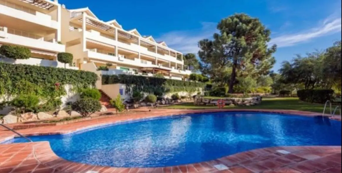 Продажа апартаментов на среднем этаже в Selwo 1