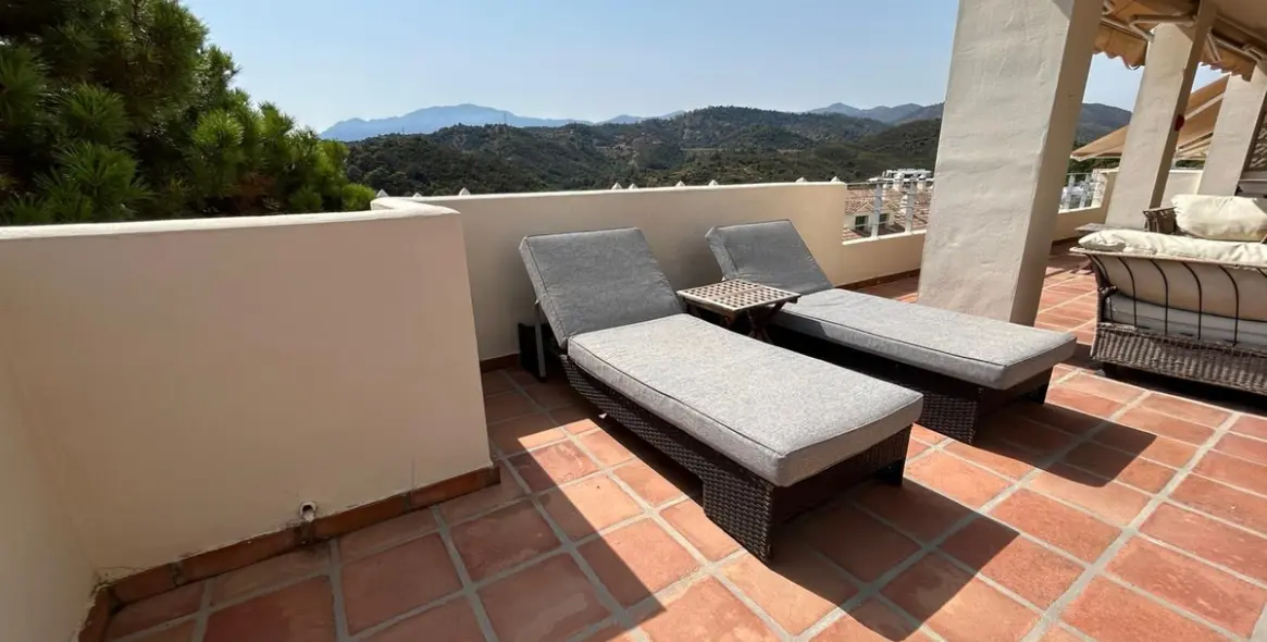 Продажа апартаментов на среднем этаже в Selwo 7