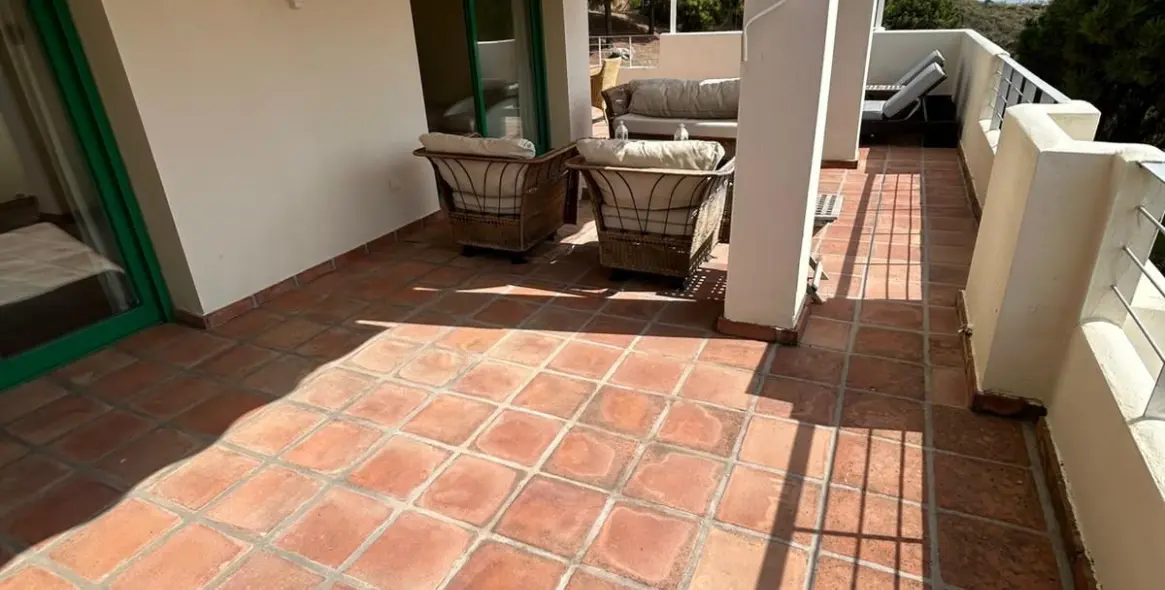 Продажа апартаментов на среднем этаже в Selwo 8