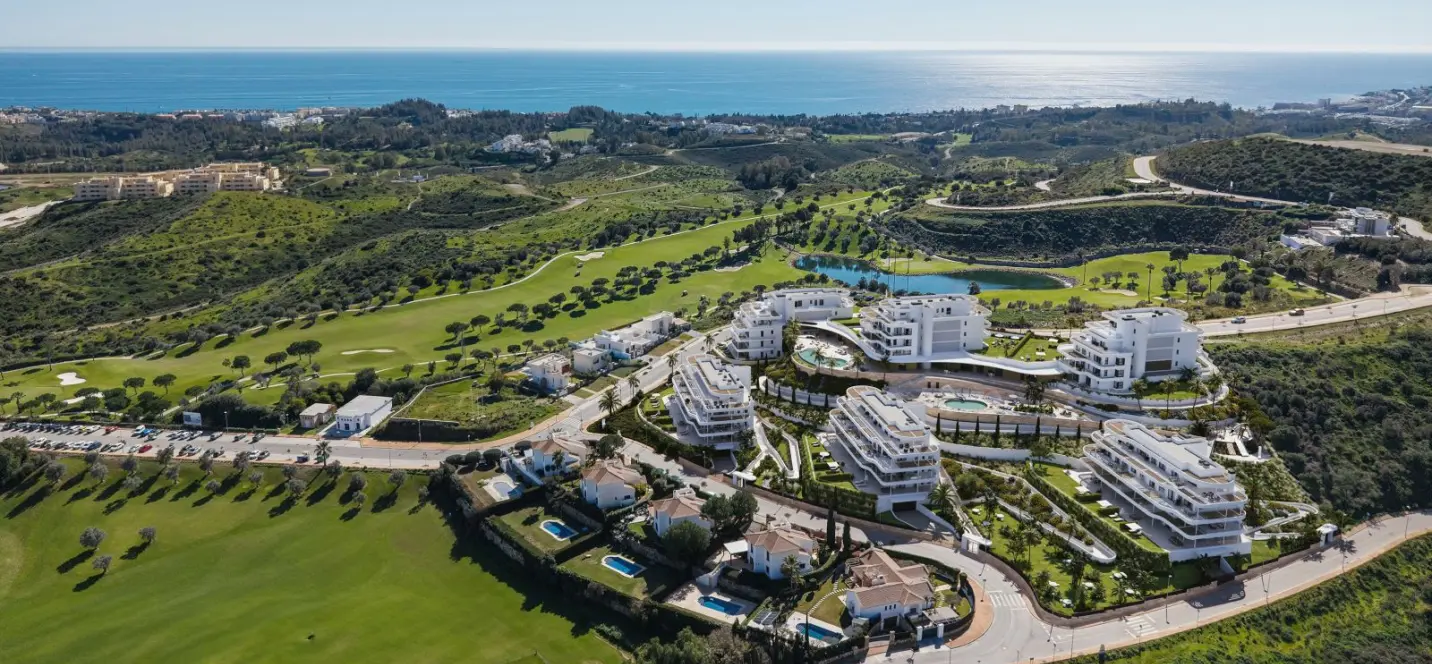 Sale of ground floor apartment in Mijas 0