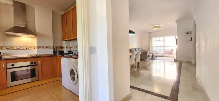 Продажа апартаментов на среднем этаже в Nueva Andalucía 3