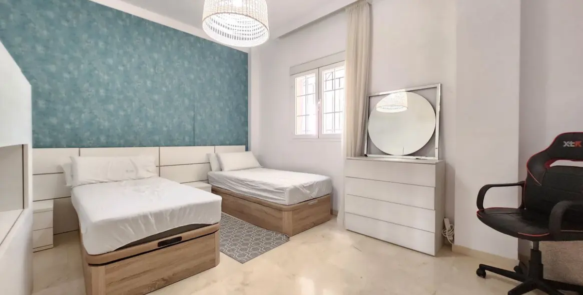 Продажа апартаментов на среднем этаже в Nueva Andalucía 19