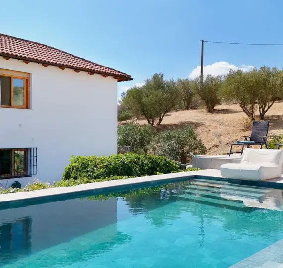 Sale of detached villa in Coín