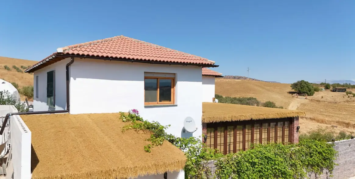Sale of detached villa in Coín 14